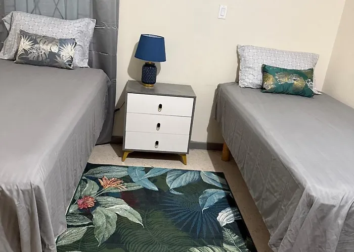 Apartamento Oceanfront Penthouse On The Hip Strip Montego Bay
